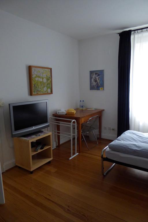 B&B Schlettstadterstrasse 바젤 외부 사진
